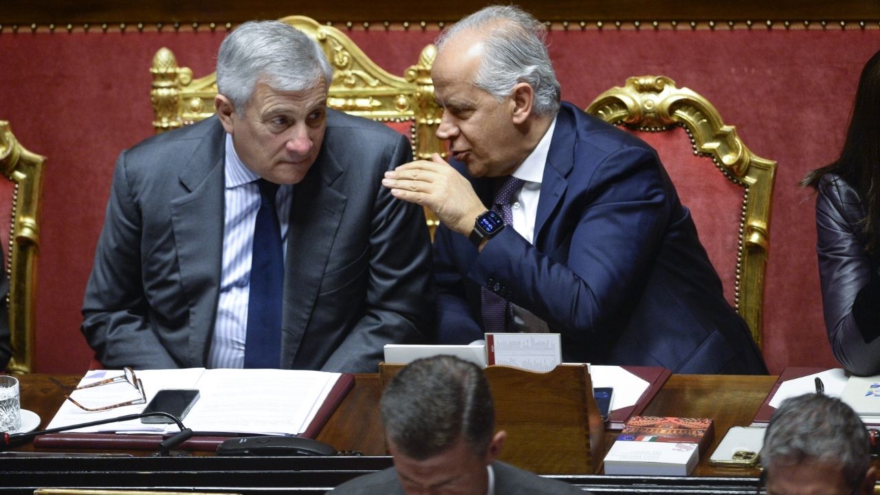 Blocco navale, stretta su asilo e rimpatri: il governo alza il muro sui confini. Ma restano le vecchie incognite