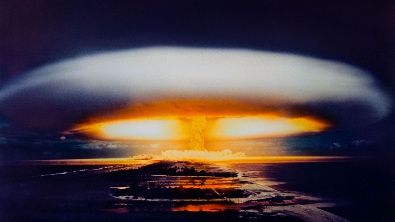 L’Europa riscopre l’atomica: tra ombrello franco-britannico e incertezze Nato, anche l’Italia torna al centro della deterrenza nucleare